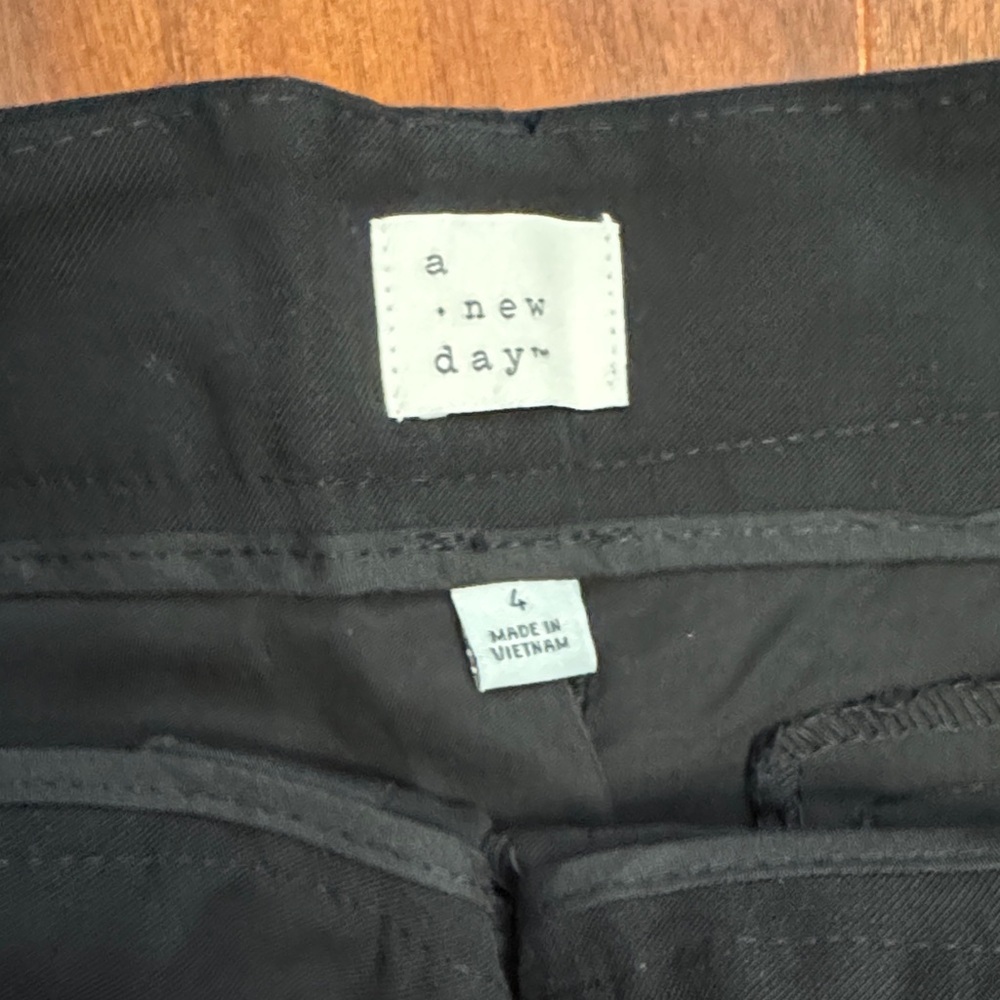 a new day Women's Black Wide-Leg Trousers - Picture 2 of 3